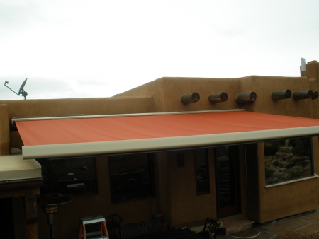 retractable awning